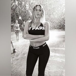 IVY Park sports bra black size large